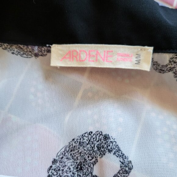 ARDENE Black & White Women's Skull Button Up Sleeveless Blouse Size Medium - Picture 5 of 5